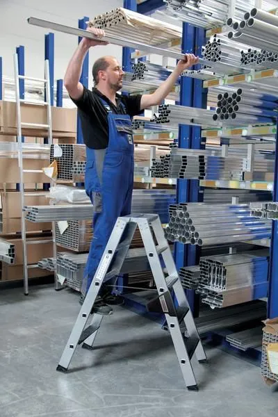 Günzburger Alu Stehleiter 250 kg clip-step R13 beidseitig begehbar 2 x 4 Stufen