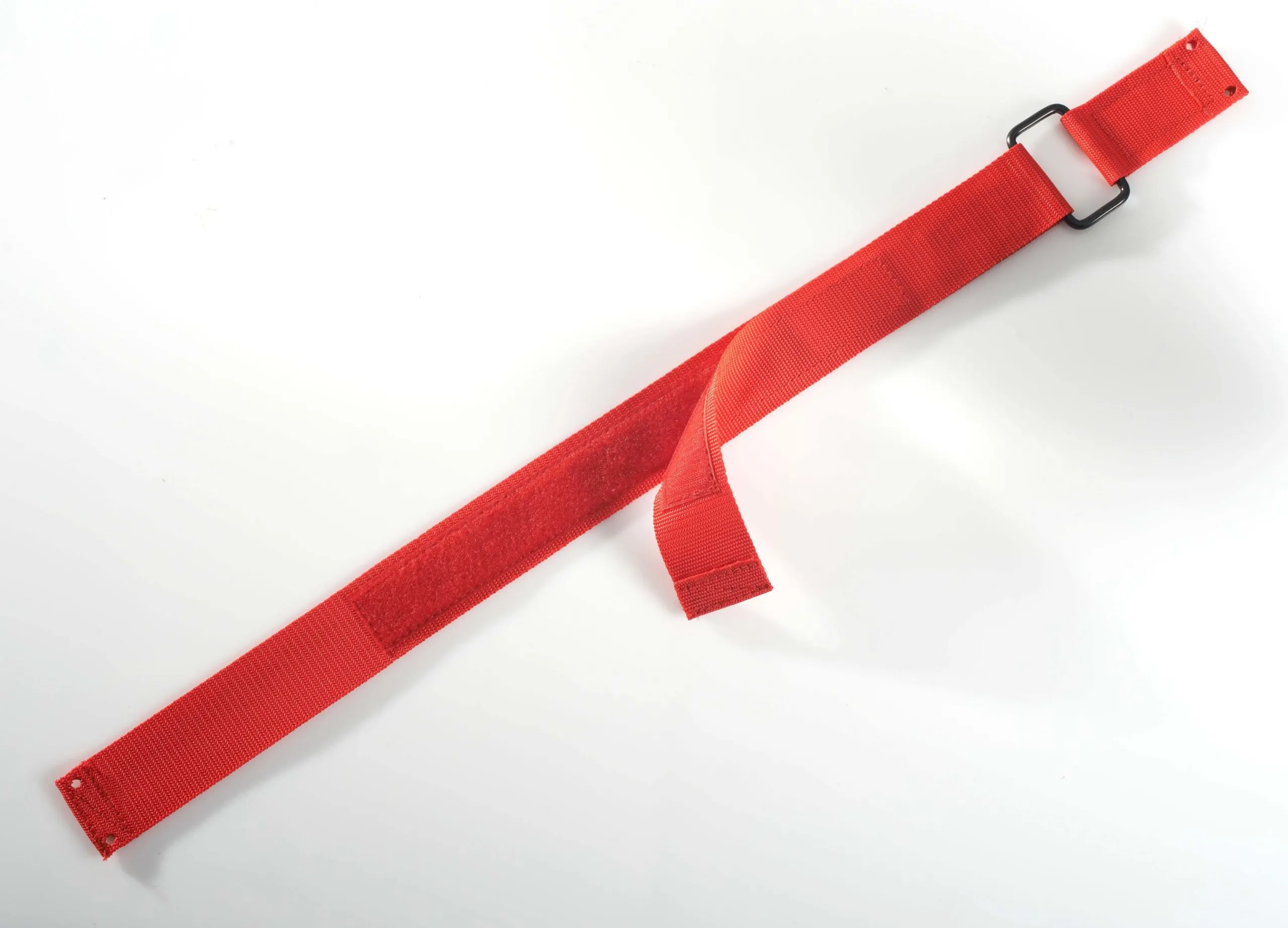 Schlauchhalteriemen aus rotem Gurtband f.C- Schlauchfach, 2tlg.,1020 mm, Klettverschluss